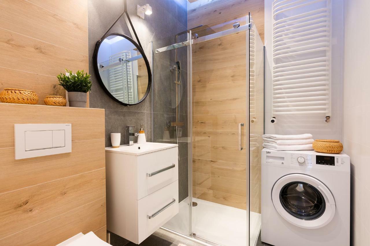 קרקוב Novum Apartment With Parking מראה חיצוני תמונה